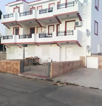 Mama Marina Near To The Airport 2 *